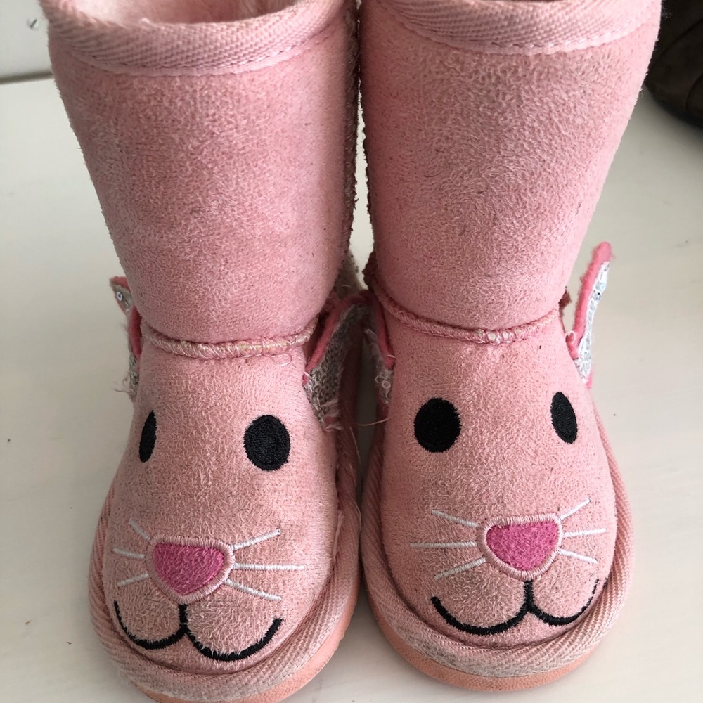 Toddler Muk Luks Pink Bunny Boots - T8